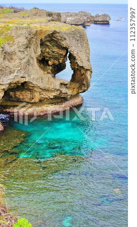 Spectacular views of Cape Manza, a scenic spot in Okinawa 112357997