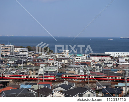 Scenery of Keikyu Line running Scenery of Keikyu Line running 112358730