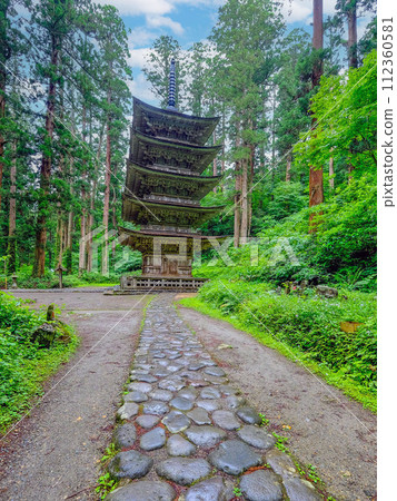 Haguroyama five-storied pagoda (vertical) 1 112360581