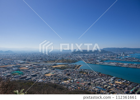 從屋島展望台看到的高松町 從屋島展望台看到的高松町 112361661