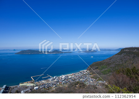 從屋島展望台眺望瀨戶內的風景 從屋島展望台眺望瀨戶內的風景 112362954