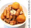 Delicious boiled chicken and potatoes 112363515