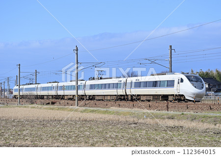 北陸本線 三河加賀笠間 JR 西日本 681 系列 W07 編組（金澤）白鷺 112364015