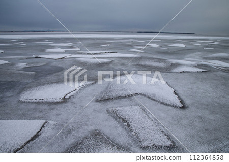 Notsuke Bay during the cold season 112364858