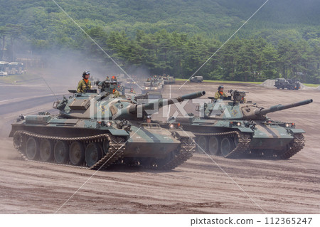 日本陸上自衛隊74式戰車閱兵 112365247