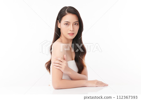 Beautiful young asian woman with clean fresh skin on white background, Face care, Facial treatment, Cosmetology, beauty and spa, Asian women portrait. 112367393