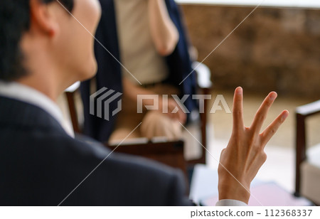 Portrait shoot in a luxury lounge 112368337