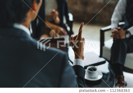 Portrait shoot in a luxury lounge 112368363