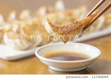 餃子餃子 112368944