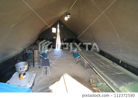 自衛隊帳篷、住宿設施、演習時的帳篷 112372580