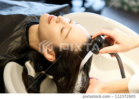 Hair salon shampoo stand Hair salon shampoo stand 112372605