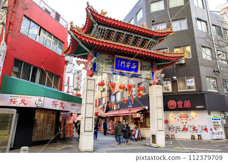 Xianmon in Nankinmachi, Kobe City 112379709