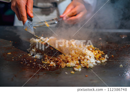 [#Cooking] Garlic rice made with Teppanyaki 112386748