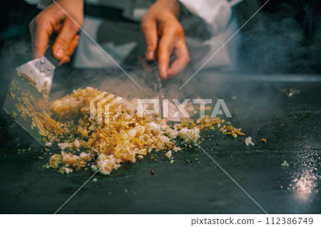 [#Cooking] Garlic rice made with Teppanyaki 112386749