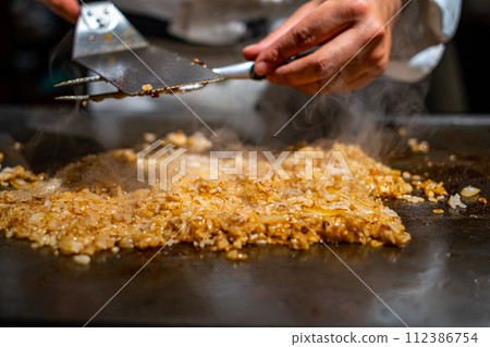 [#Cooking] Garlic rice made with Teppanyaki 112386754