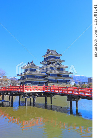 長野縣松本市、國寶松本城及埋橋風景 112391141