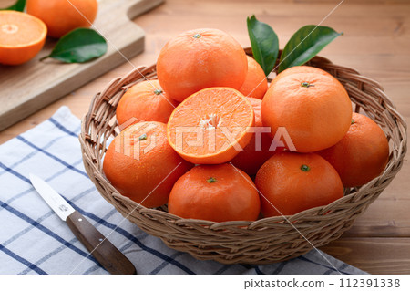 High-quality fruit Hamasaki mandarin oranges from Saga Prefecture High-quality fruit Hamasaki mandarin oranges from Saga Prefecture 112391338