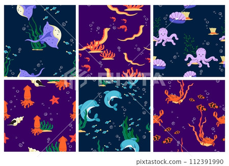 Decorative pattern set with underwater animals 112391990