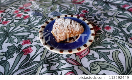 Homemade sfogliatella. Traditional dessert from Naples. 112392449