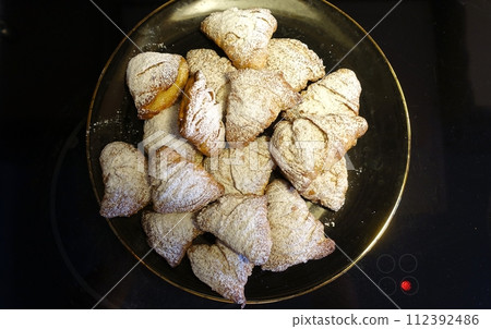 Homemade sfogliatelle. Traditional dessert from Naples. 112392486