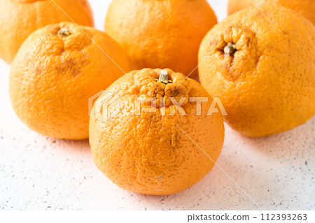 Dekopon with scratches and irregularities 112393263