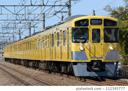 Seibu New 2000 Series Seibu Shinjuku Line 112395777