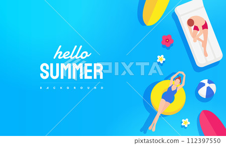 一個男人和一個女人漂浮在海裡。兩個人在避暑勝地享受假期的背景資料。 一個男人和一個女人漂浮在海裡。兩個人在避暑勝地享受假期的背景資料。 112397550