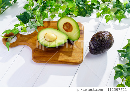 Avocado Avocado 112397721