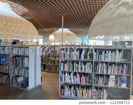 Inside Gifu Media Cosmos (Gifu City Central Library) Inside Gifu Media Cosmos (Gifu City Central Library) 112398711