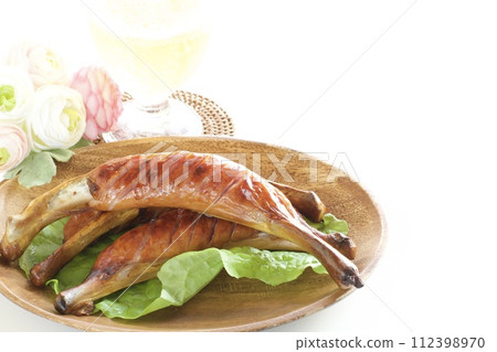 Bone-in sausage Bone-in sausage 112398970