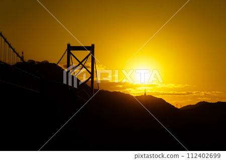 Kanmon Bridge and sunrise ① Kanmon Bridge and sunrise ① 112402699