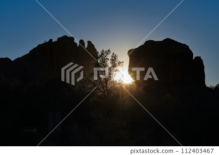 塞多納大教堂岩石日落 112403467