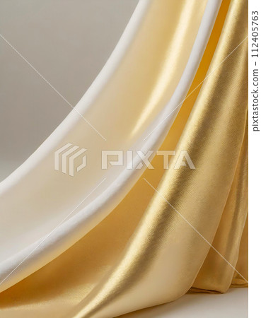 白色和金色軟緞布(AI生成圖像) 白色和金色軟緞布(AI生成圖像) 112405763