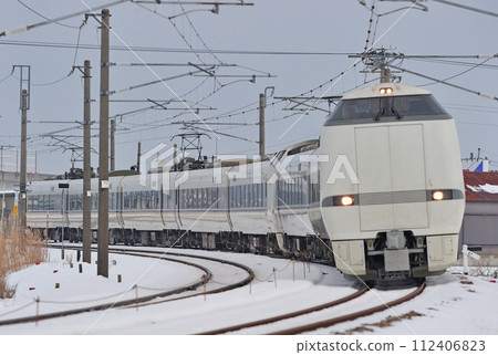 北陸本線 高岡-西高岡 JR西日本 683系 S23+S07編組(金澤) 白鷺 北陸本線 高岡-西高岡 JR西日本 683系 S23+S07編組(金澤) 白鷺 112406823