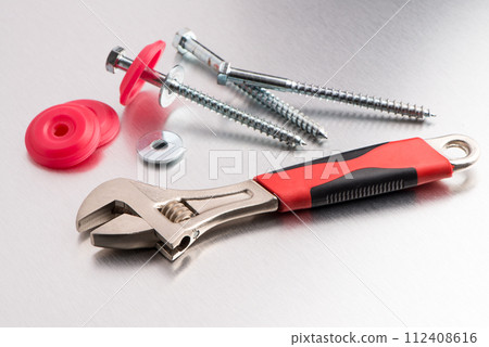 Spanner tool and screws Spanner tool and screws 112408616