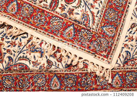Iranian carpets and rugs 112409208