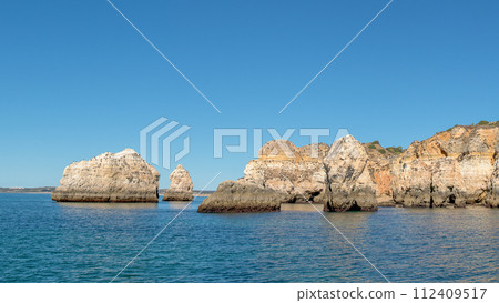 Prainha in Algarve Portugal 112409517