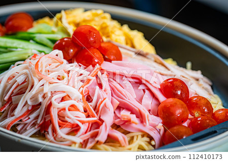 食物： 日產中華 112410173