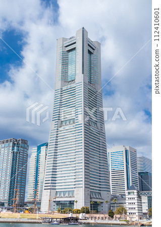 "Kanagawa Prefecture" Yokohama Landmark Tower/Urban Scenery "Kanagawa Prefecture" Yokohama Landmark Tower/Urban Scenery 112410601