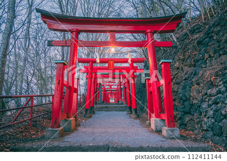 [花長稻荷神社] 男坂鳥居 [佐久城] 112411144