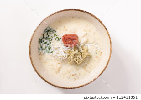 Plum yam soy milk sesame porridge Plum yam soy milk sesame porridge 112411851