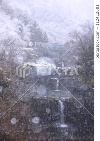 Snowy Tahara Falls and Fujikyukyu 112412681