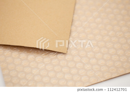 kraft paper bubble wrap kraft paper bubble wrap 112412701