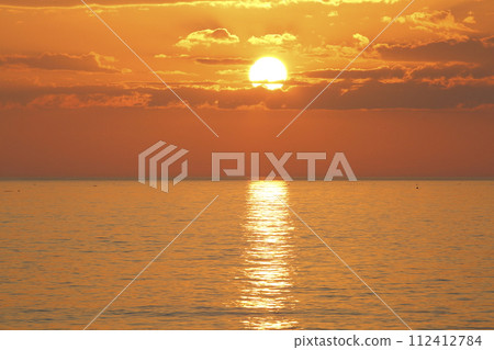 從五色海灘看到的里浦日落 112412784