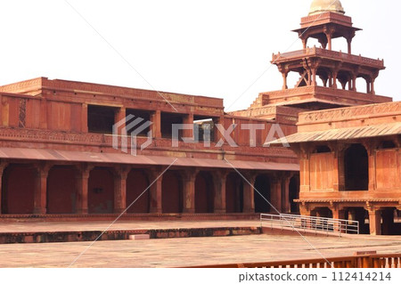 印度阿格拉附近法塔赫布爾西格里法院區的建築物 印度阿格拉附近法塔赫布爾西格里法院區的建築物 112414214