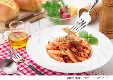 penne bolognese penne bolognese 112415852