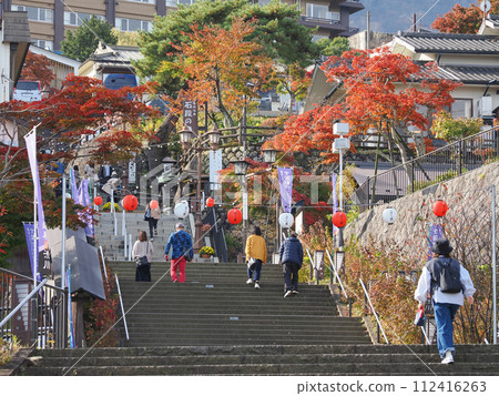 秋天石階入口的伊香保溫泉 秋天石階入口的伊香保溫泉 112416263