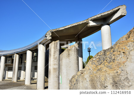 Buried Cultural Properties Center in Okushikaizuka Park 112416958