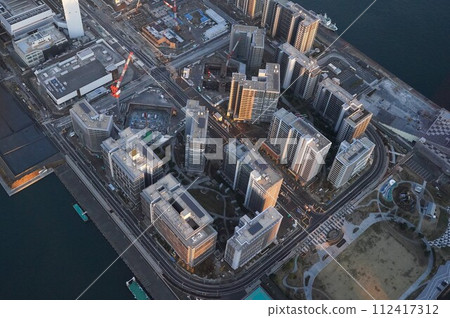 Aerial view of the Harumi flag under construction 112417312
