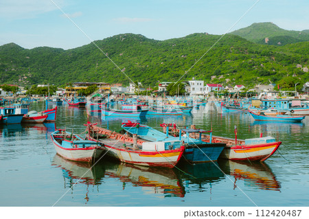 boats on the shore boats on the shore 112420487